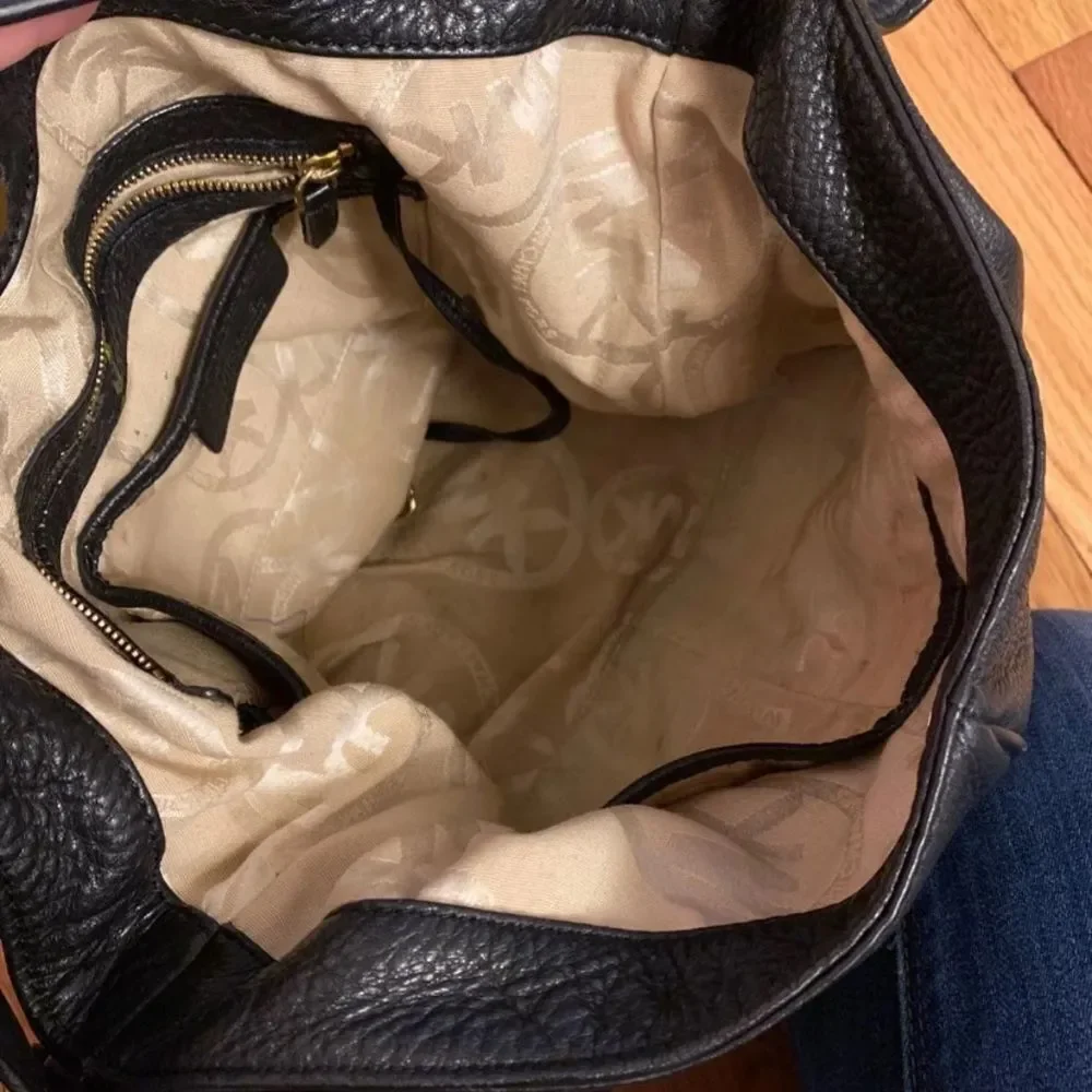 Michael Kors Large Leather‎ Shoulder Bag